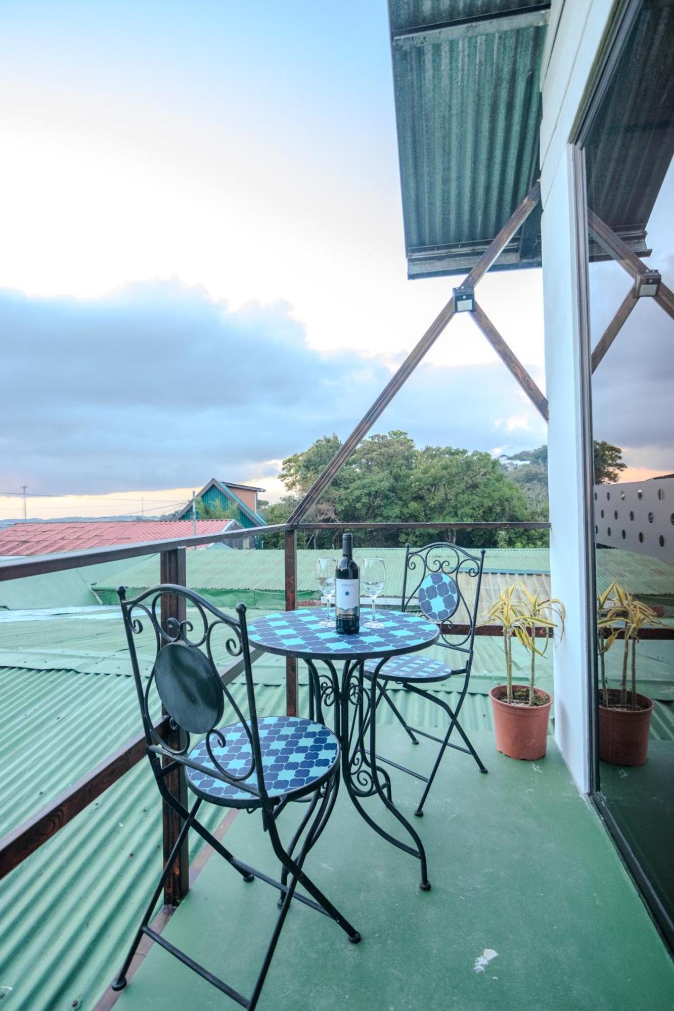 Hotel Las Ardillas Monteverde Exteriör bild